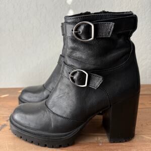 Women's Emanuele Crasto Lug Sole Black Leather Buckle Ankle Boots Size 6.5